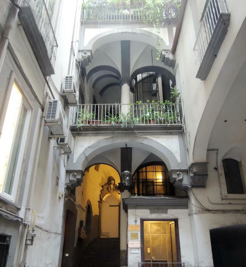 Napoli Belle Arti Apartment Luaran gambar